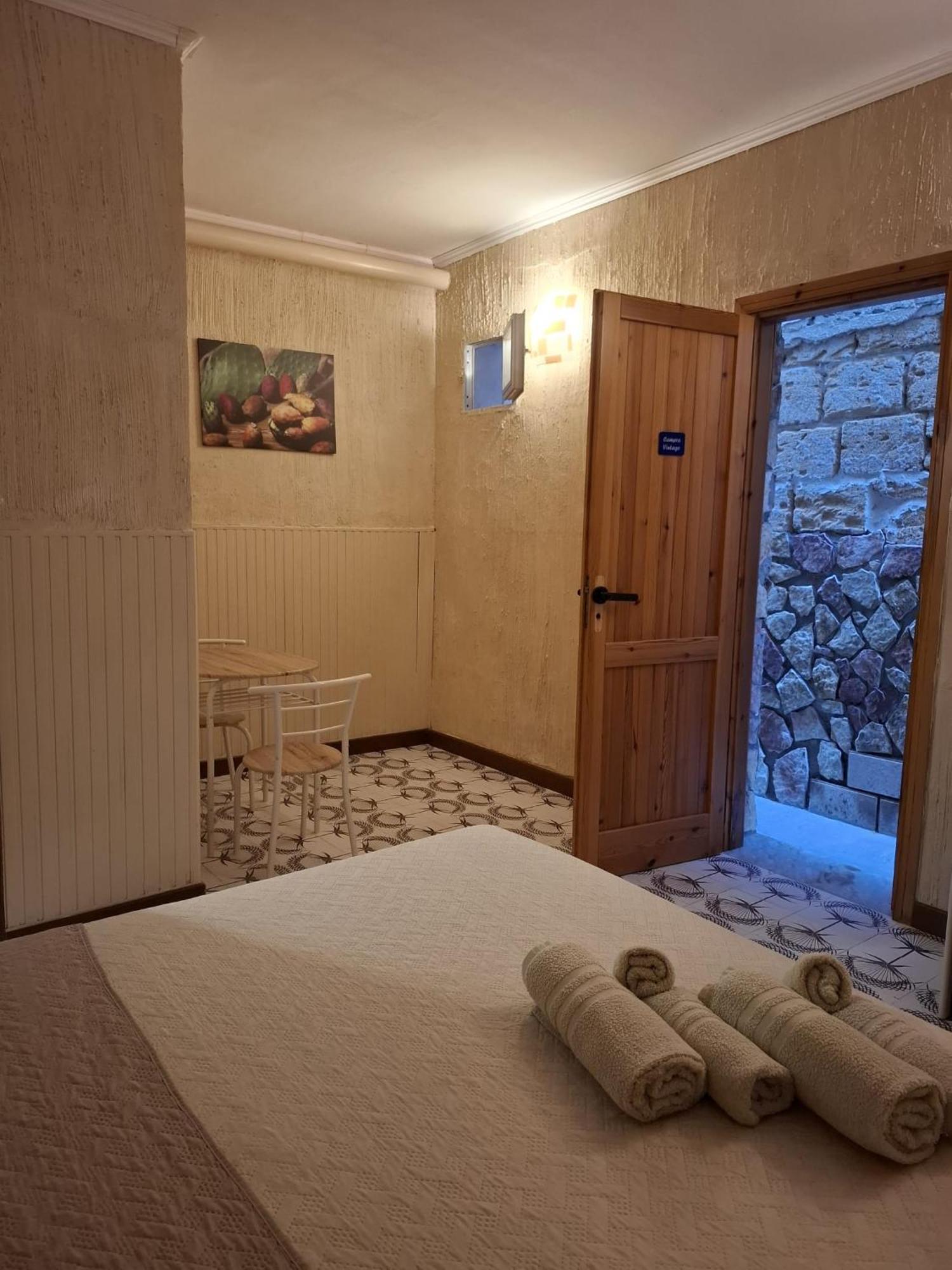 La Terrazza Sul Mare Camera Vicino Aereoporto&Mare Sicilian Vintage Style Seaside Room Cinisi Eksteriør billede